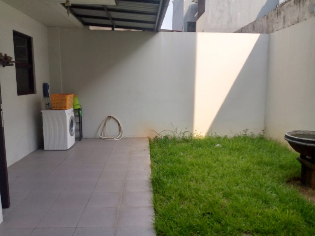 Rumah Disewakan Fully Furnished di Cluster The Patio Lippo Cikarang